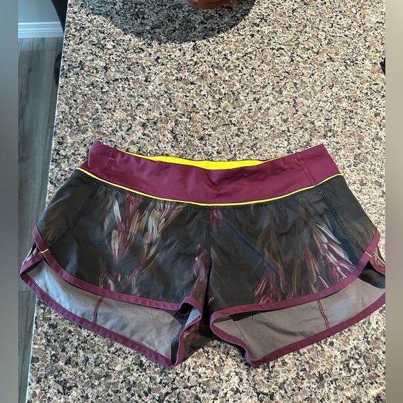 Lululemon Speed shorts Midnight Iris - Picture 6 of 6